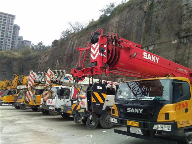 三河市吊车出租按什么计费？台班费、单次费、里程费怎么算？